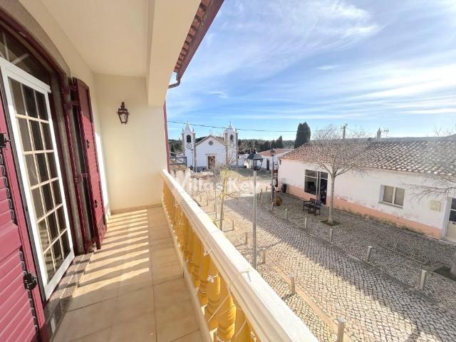 Vivenda no coração da tradicional aldeia de Barão de S. João 195m² Barão de são miguel