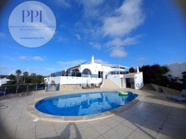 Vivenda de Luxo c/ 4 Quartos & Piscina 250m² Vila do Bispo e Raposeira