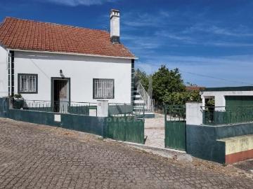 Vivenda de Rodeia 192m² Santo André Das Tojeiras