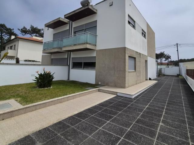 Vivenda perto da praia 200m² Apúlia e Fão