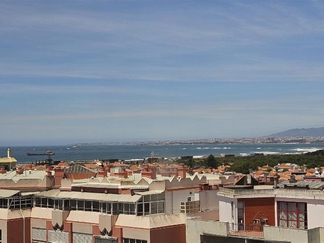 Viver no centro da Costa da Caparica, com a praia a dez minu. 80m² Costa Da Caparica