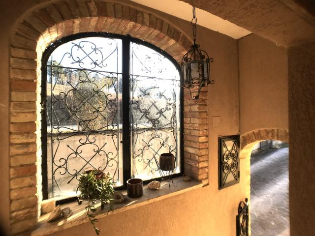 Vivere il tuo sogno. Casa immerse nel verde con cortile 120m² Chiusi