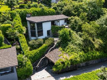Vivere nel verde con bella vista da sogno ad Arogno