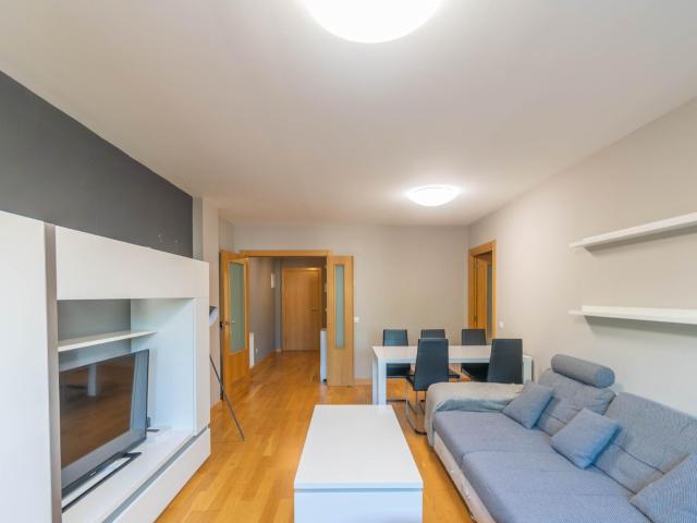 VIVIENDA 3 HABITACIONES EN UNA DE LAS MEJORES ZONAS DE MUTILVA