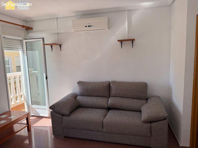 Vivienda todo exterior de 3 dormitorios en El Altet A PARTIR DEL 15 DE MAYO 2026