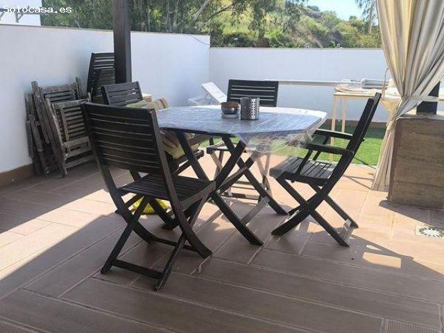Vivienda totalmente reformada con azotea de 45 m2 y loft independiente en planta superior