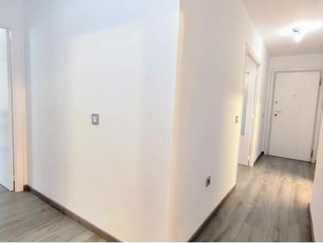 Vivienda tres dormitorios y aparcamiento en alquiler, Málaga Centro