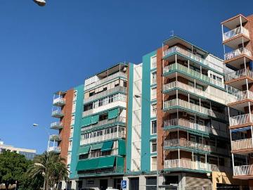 Vivienda ubicada frente al centro Comercial Plaza Mar 2