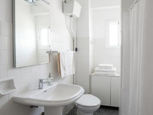 VIVIENDA UNIVERSITARIA ALQUILER POR HABITACIÓN
