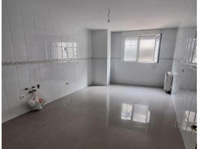 ?✨ *VIVIENDA ÚNICA EN PLENO CENTRO DE PONFERRADA ZONA CAMINO DE SANTIAGO: AMPLITUD, CALIDAD Y UBICA