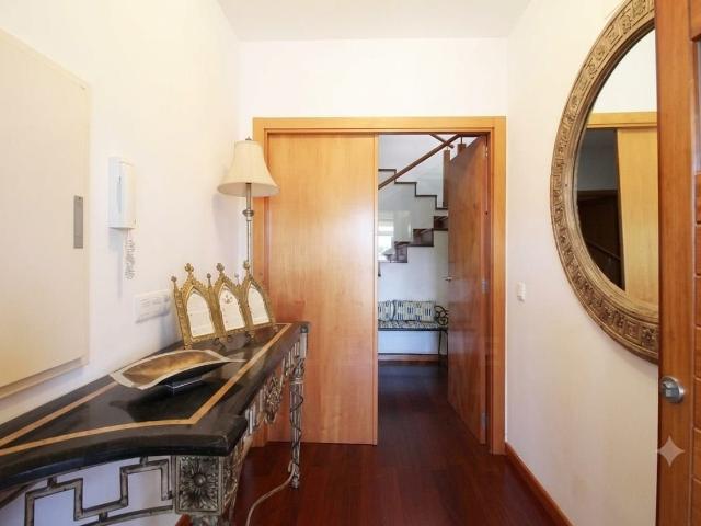 Vivienda unifamiliar 6 dormitorios 520 m2 604m² Tirados de Vega