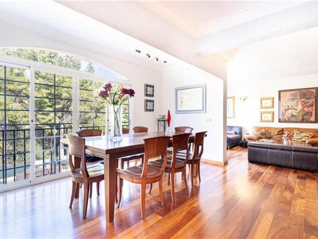 Vivienda unifamiliar adosada con piscina privada en parcela. 0m² Calvià