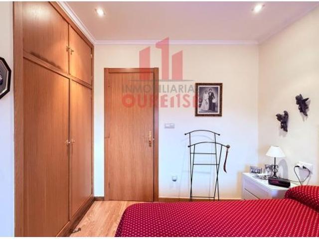 VIVIENDA UNIFAMILIAR CON TERRAZA EN SAN CIBRAO DAS VIÑAS