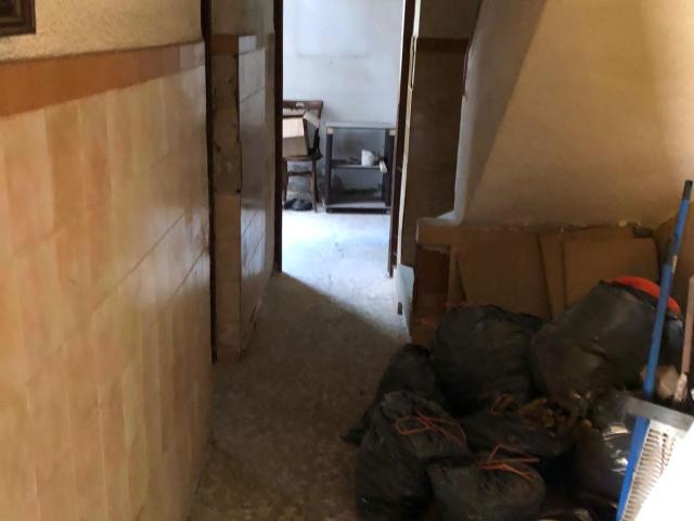 VIVIENDA UNIFAMILIAR DE ESQUINA EN EL TOSCAR GRUPO CAM PARA REFORMAR COMPLETAMENTE