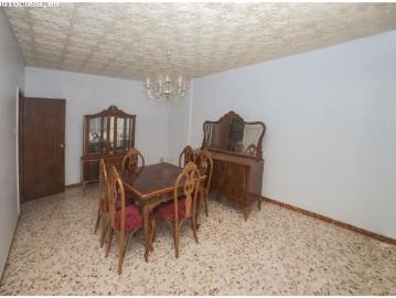 Vivienda unifamiliar en Ribeira a pocos metros del centro
