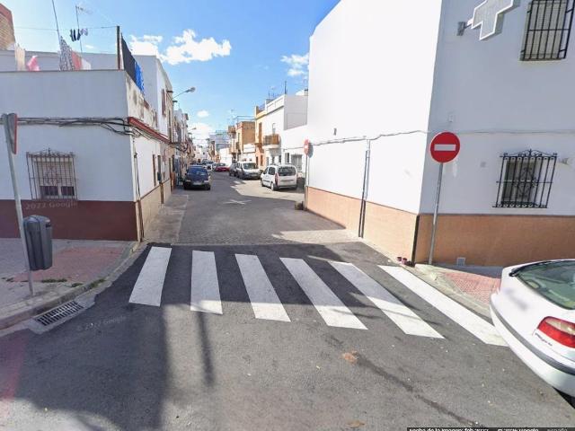 Vivienda unifamiliar en Sevilla. Activo inmobiliario SIN POSESIÓN, NO SE PUEDE VISITAR