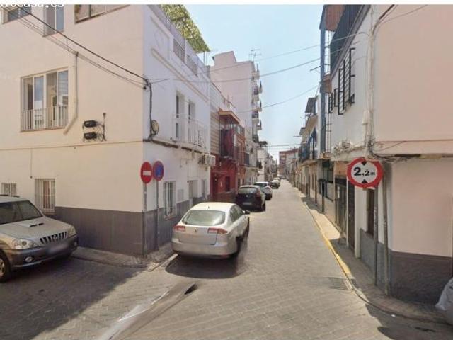 Vivienda unifamiliar en Sevilla. Activo inmobiliario SIN POSESIÓN, NO SE PUEDE VISITAR