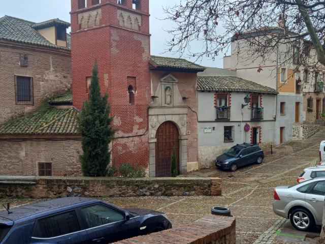 Vivienda a restaurar en casco Histórico De Toledo, España