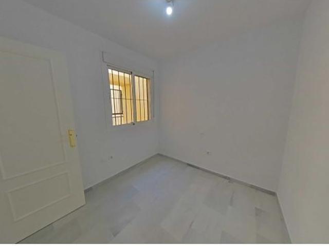 VIVIENDA ALQUILADA EN AÑORETA 3 HABITACIONES 2 BAÑOS CON SEGURO DE IMPAGO