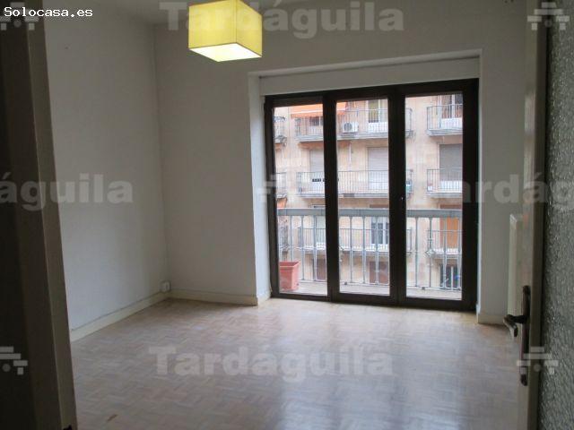 VIVIENDA AMPLIA EN ALQUILER EN GRAN VÍA