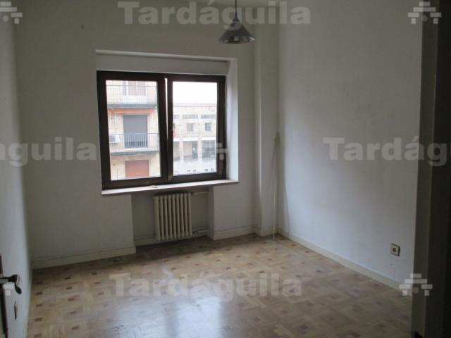 VIVIENDA AMPLIA EN ALQUILER EN GRAN VÍA