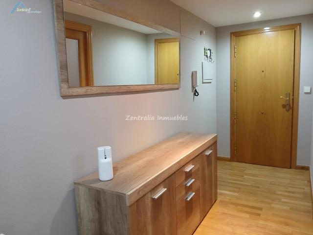 VIVIENDA AMUEBLADA 3 DOR. + 2 BAÑOS + GARAJE GRANDE + TRASTERO