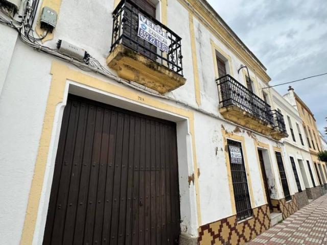 Vivienda Calle Rafael Sánchez Oliva de la Frontera