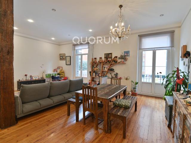 Vivienda Céntrica con Encanto de 3 Hab y 3 Baños