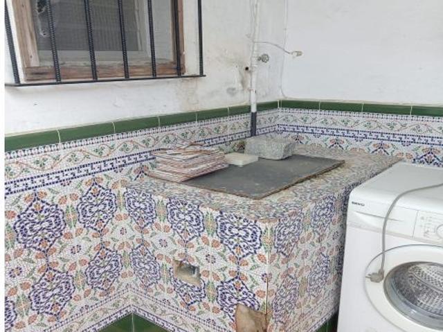 ? VIVIENDA CÉNTRICA EN CASTILBLANCO DE LOS ARROYOS, SEVILLA