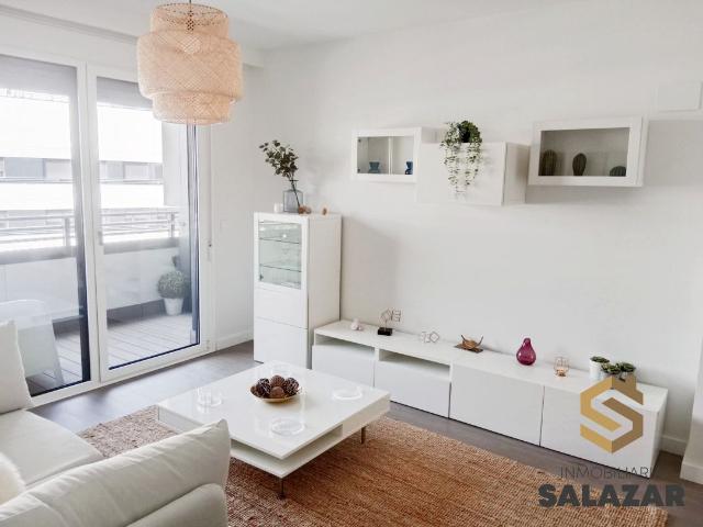VIVIENDA CON GARAJE, y TRASTERO, TXOKO, PISCINA Y GIMNASIO