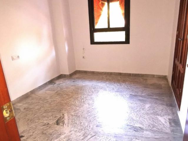 VIVIENDA CON GRAN SALÓN CON TERRAZA EN ARROYO DEL MORO PISCINA Y GARAJE