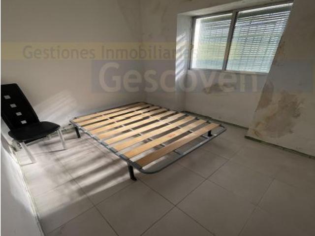 VIVIENDA CON NEGOCIO DE BAR RESTAURANTE, PATIO Y PARKING