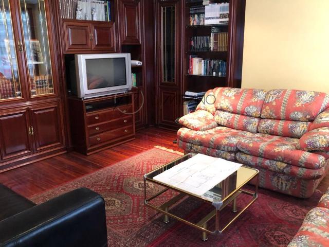 Vivienda con negocio de cafetería en Meira Moaña: Un lugar con encanto y potencial