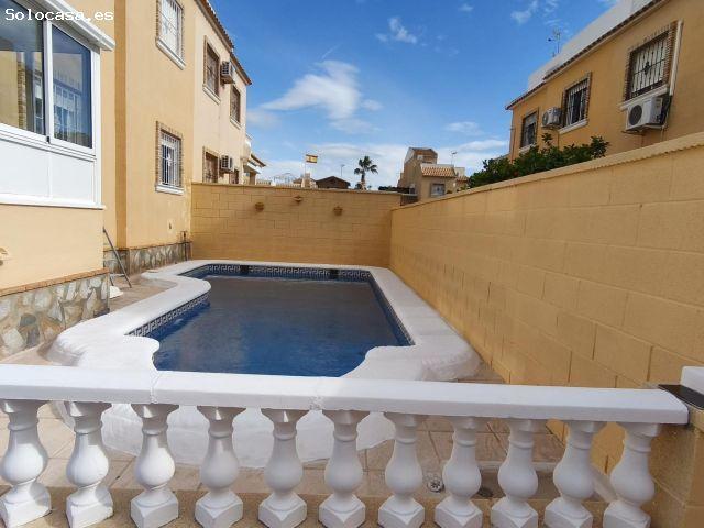 VIVIENDA CON SOLARIUM Y JARDÍN