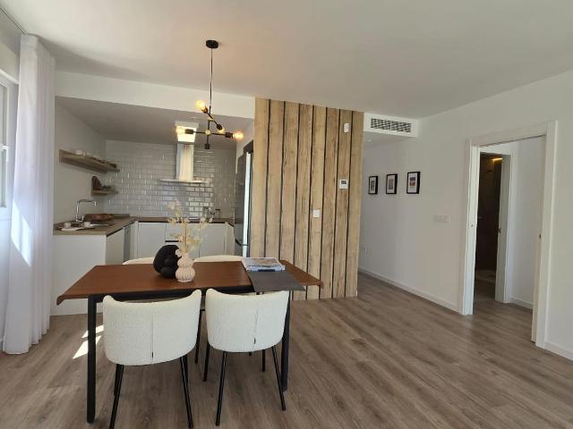 VIVIENDA CON PISCINA, 83 M2 de TERRAZA