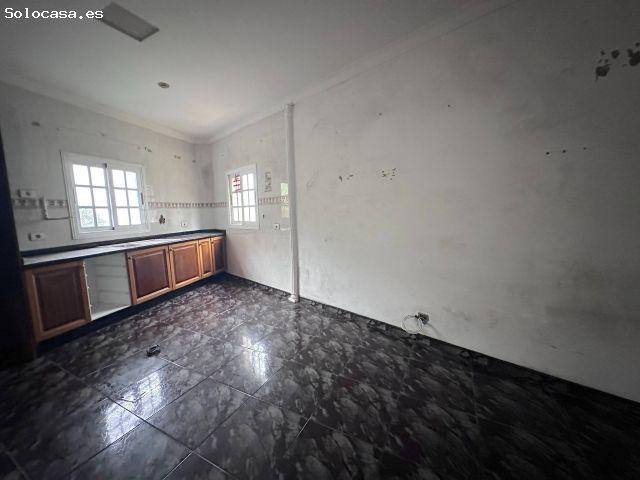VIVIENDA CON TERRAZA