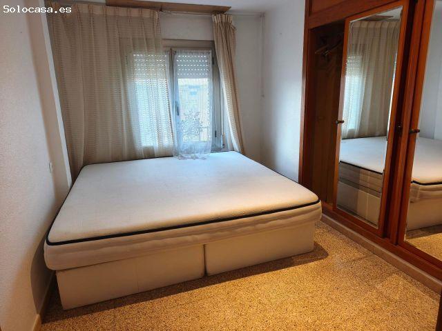 VIVIENDA DE 4 DORMITORIOS REFORMADA CON BALCÓN