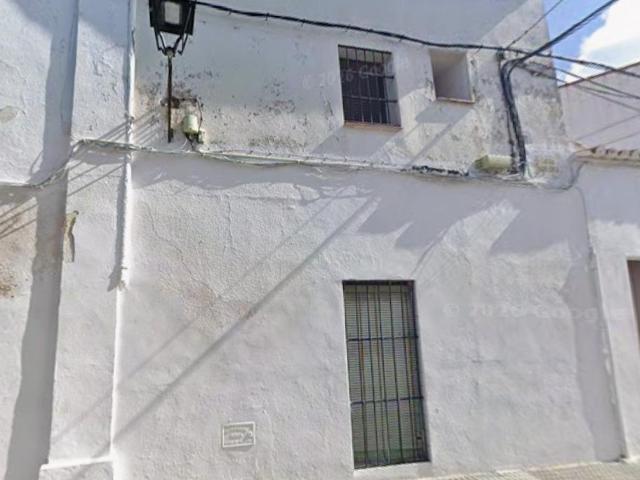 Vivienda de 4 habitaciones en Llerena Badajoz. VIVIENDA ALQUILADA, IDEAL PARA INVERSORES