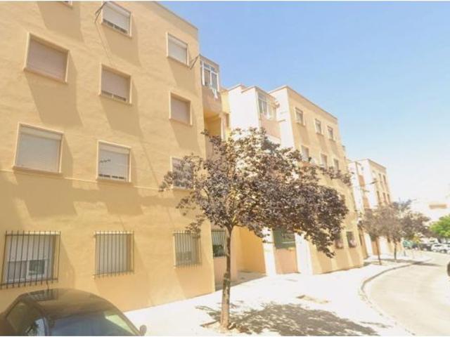 Vivienda de 81 m2 con 4 habitaciones y 3 baños