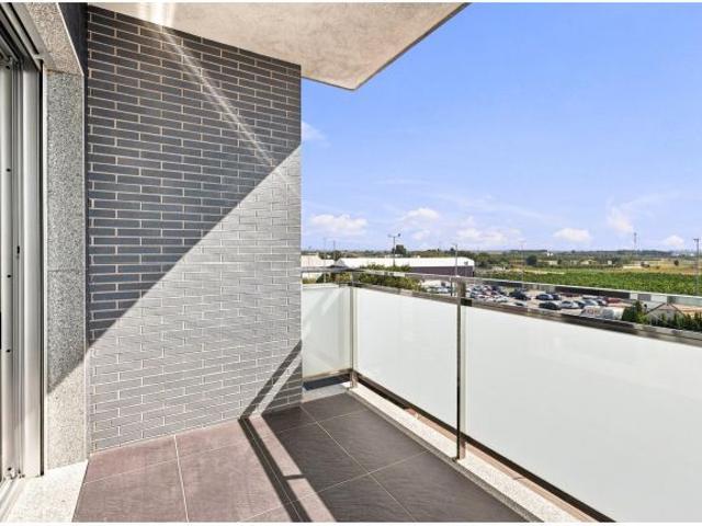 Vivienda de 121 m2 construidos en Silla, situada en una tercera planta con ascensor de un edificio d