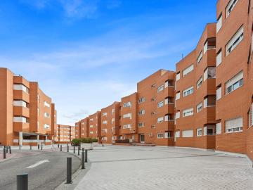 Vivienda de 1 habitación en PASEO DE LAS ARTES PINTO