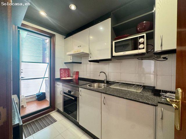 Vivienda de 2 dormitorios con garaje y trastero en Traviesas, Vigo