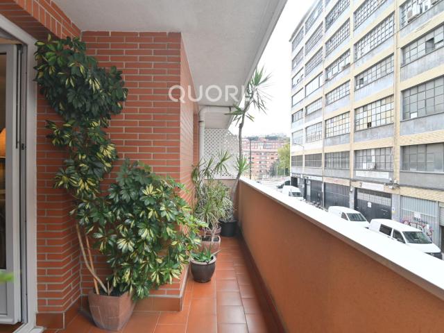 Vivienda de 2 hab y Garaje para entrar a vivir
