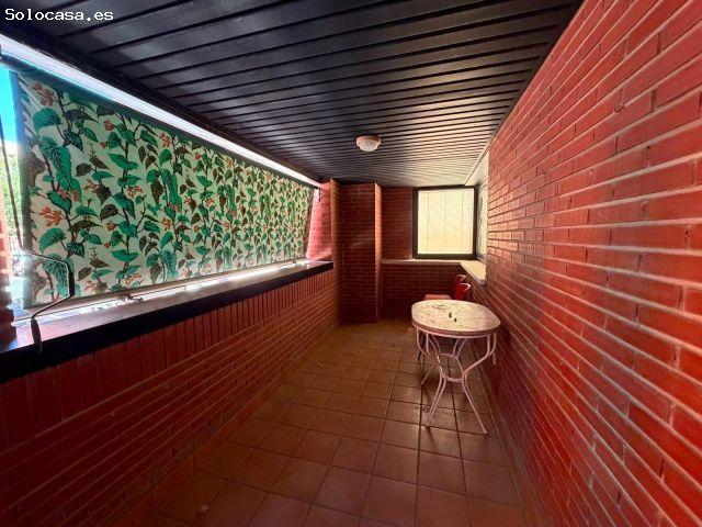 Vivienda de 3 dormitorios con terraza y patio en el centro de Guadalajara