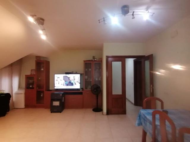 Vivienda de 3 dormitorios !