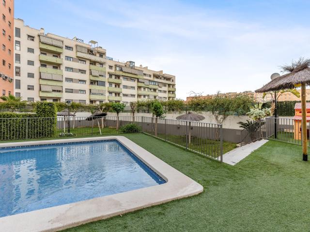 Vivienda de 3 habitación en CL VICENTE ALEXANDRE ALICANTE