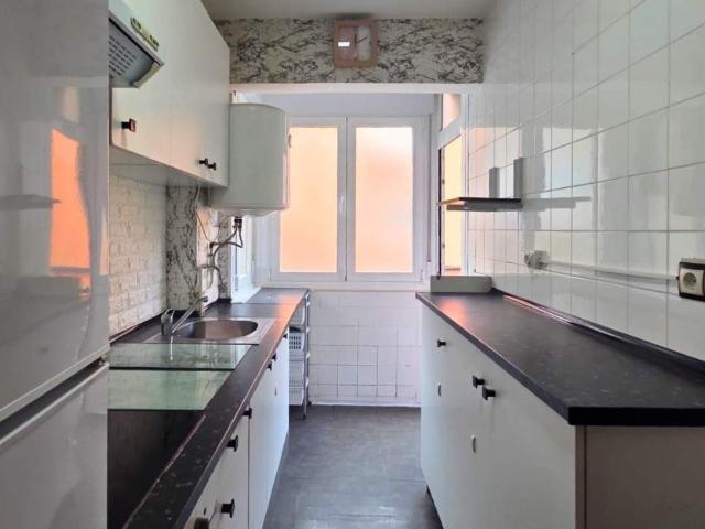 VIVIENDA DE 3 HABITACIONES CON TERRAZA
