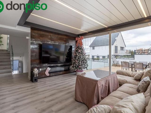 Vivienda de alto standing de 142 m2 en venta Albolote, España