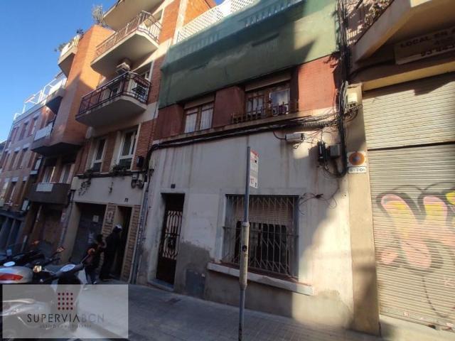 Vivienda de alto standing de 165 m2 en venta El Guinardo, Barcelona, Cataluña