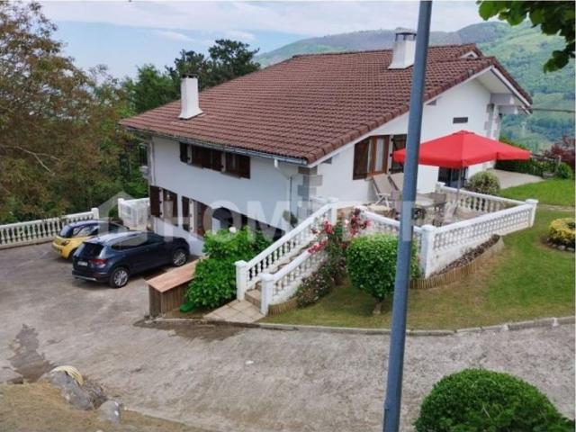 Vivienda de alto standing de 170 m2 en venta Hernialde, País Vasco